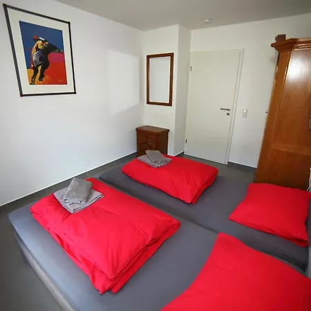 Silbach Apartman *