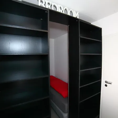 Silbach Apartman *